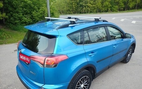 Toyota RAV4, 2015 год, 1 860 000 рублей, 5 фотография
