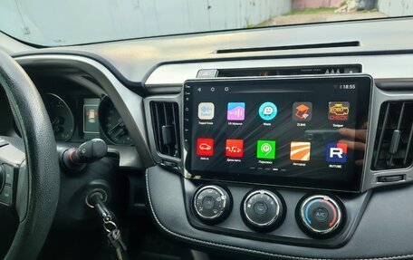 Toyota RAV4, 2015 год, 1 860 000 рублей, 20 фотография