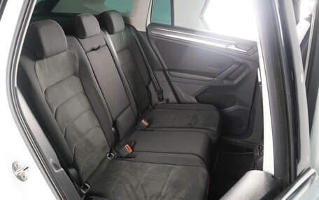 Volkswagen Tiguan II, 2018 год, 2 839 000 рублей, 7 фотография