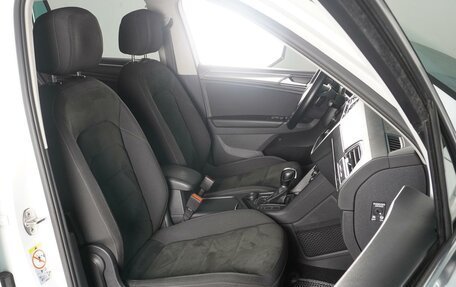 Volkswagen Tiguan II, 2018 год, 2 839 000 рублей, 8 фотография