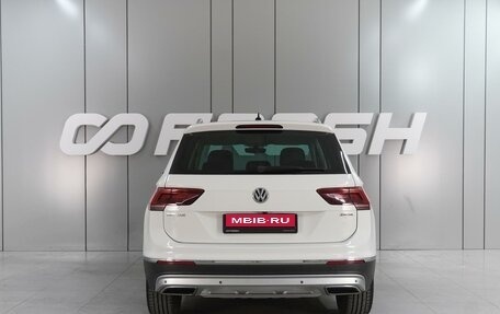 Volkswagen Tiguan II, 2018 год, 2 839 000 рублей, 4 фотография