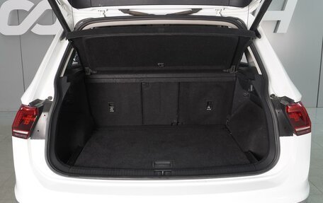 Volkswagen Tiguan II, 2018 год, 2 839 000 рублей, 19 фотография