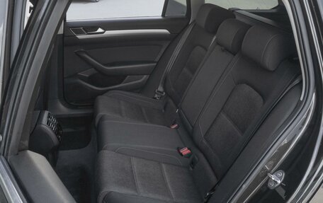 Volkswagen Passat B8 рестайлинг, 2016 год, 1 999 000 рублей, 9 фотография