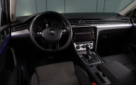Volkswagen Passat B8 рестайлинг, 2018 год, 2 499 000 рублей, 6 фотография