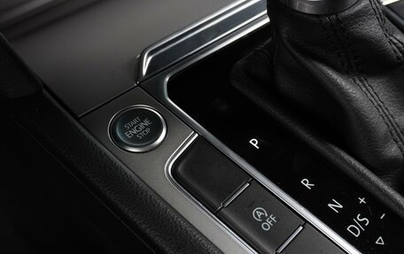 Volkswagen Passat B8 рестайлинг, 2018 год, 2 499 000 рублей, 19 фотография
