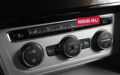 Volkswagen Passat B8 рестайлинг, 2018 год, 2 499 000 рублей, 18 фотография