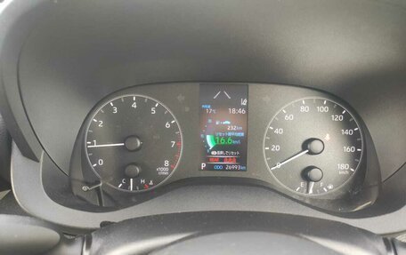 Toyota Yaris, 2020 год, 1 390 000 рублей, 14 фотография