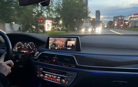 BMW 7 серия, 2018 год, 4 700 000 рублей, 21 фотография