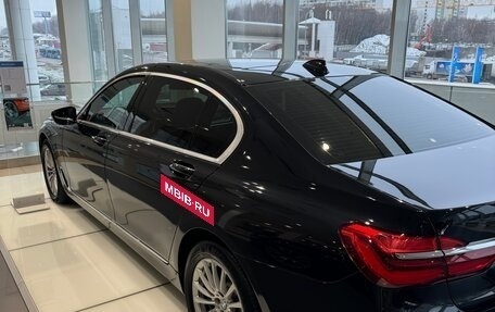 BMW 7 серия, 2018 год, 4 700 000 рублей, 40 фотография