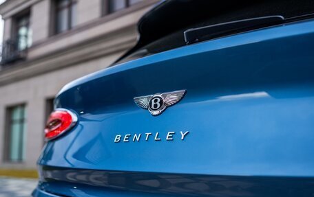 Bentley Bentayga I, 2024 год, 40 000 000 рублей, 5 фотография
