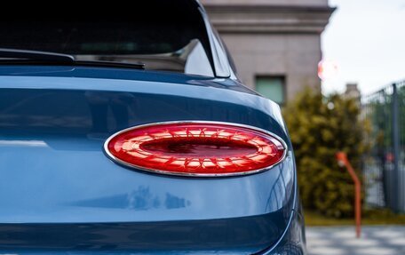 Bentley Bentayga I, 2024 год, 40 000 000 рублей, 6 фотография