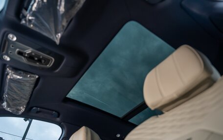 Bentley Bentayga I, 2024 год, 40 000 000 рублей, 17 фотография