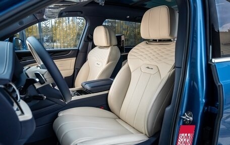 Bentley Bentayga I, 2024 год, 40 000 000 рублей, 15 фотография