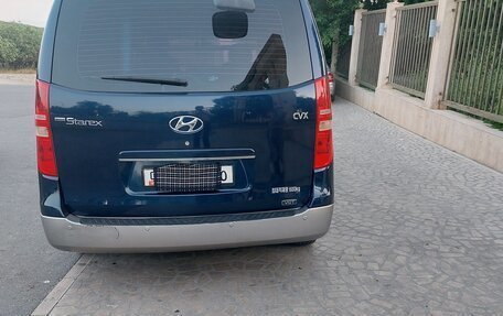 Hyundai Grand Starex Grand Starex I рестайлинг 2, 2011 год, 1 000 000 рублей, 2 фотография