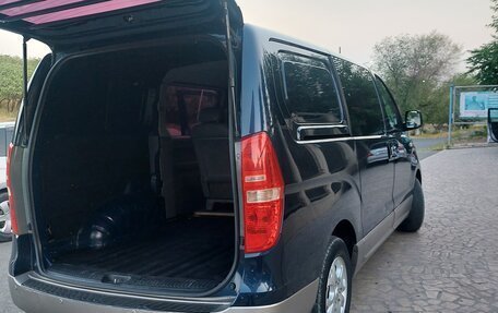 Hyundai Grand Starex Grand Starex I рестайлинг 2, 2011 год, 1 000 000 рублей, 7 фотография