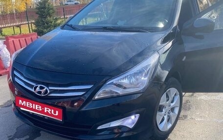 Hyundai Solaris II рестайлинг, 2016 год, 620 000 рублей, 4 фотография