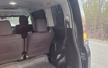 Toyota Voxy III, 2014 год, 2 300 000 рублей, 8 фотография