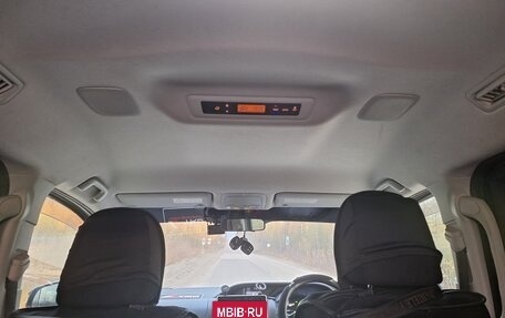 Toyota Voxy III, 2014 год, 2 300 000 рублей, 9 фотография