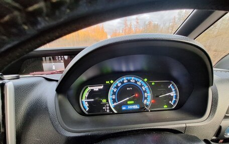 Toyota Voxy III, 2014 год, 2 300 000 рублей, 14 фотография