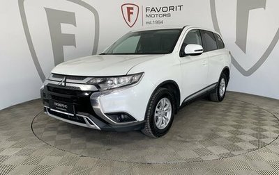 Mitsubishi Outlander III рестайлинг 3, 2019 год, 1 850 000 рублей, 1 фотография