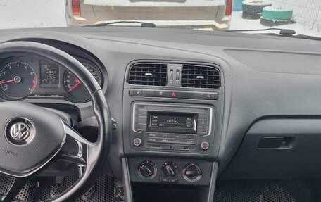 Volkswagen Polo VI (EU Market), 2016 год, 1 100 000 рублей, 4 фотография