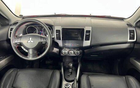 Mitsubishi Outlander III рестайлинг 3, 2011 год, 1 050 000 рублей, 7 фотография