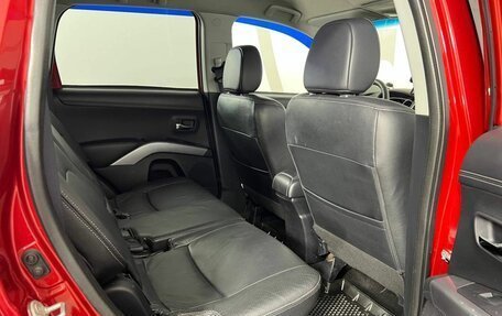 Mitsubishi Outlander III рестайлинг 3, 2011 год, 1 050 000 рублей, 16 фотография