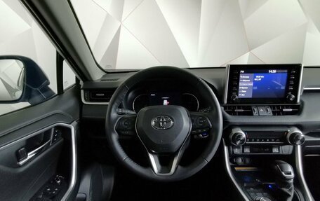 Toyota RAV4, 2021 год, 3 995 000 рублей, 16 фотография