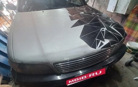 Nissan Cefiro II, 1997 год, 165 000 рублей, 1 фотография