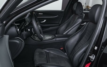 Mercedes-Benz E-Класс, 2020 год, 4 299 000 рублей, 10 фотография
