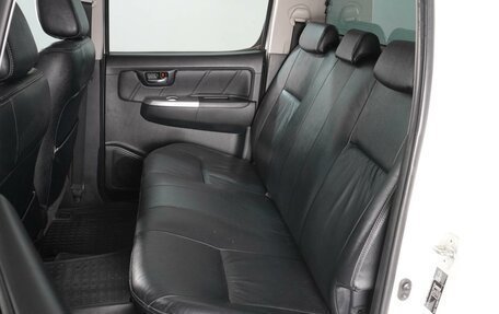 Toyota Hilux VII, 2015 год, 2 749 000 рублей, 9 фотография