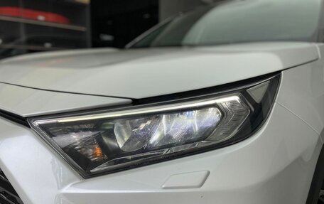 Toyota RAV4, 2019 год, 2 860 000 рублей, 7 фотография