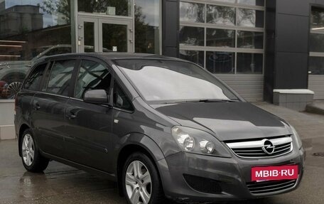 Opel Zafira B, 2010 год, 915 000 рублей, 3 фотография