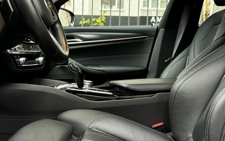 BMW 5 серия, 2021 год, 6 555 000 рублей, 15 фотография