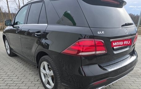Mercedes-Benz GLE, 2015 год, 3 350 000 рублей, 9 фотография
