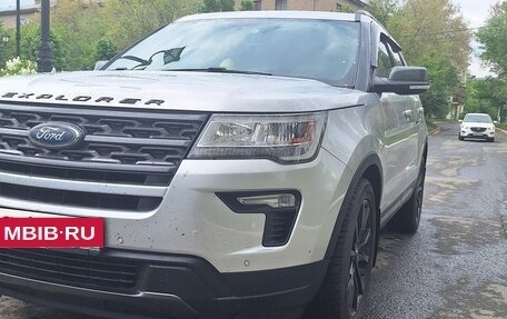 Ford Explorer VI, 2018 год, 2 520 000 рублей, 2 фотография