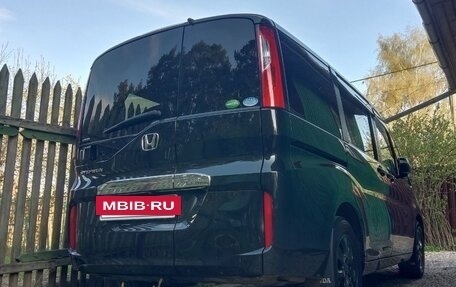 Honda Stepwgn IV, 2016 год, 2 200 000 рублей, 5 фотография