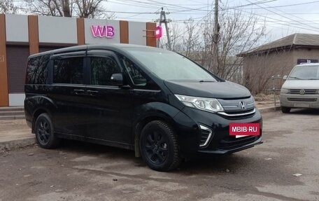 Honda Stepwgn IV, 2016 год, 2 200 000 рублей, 4 фотография