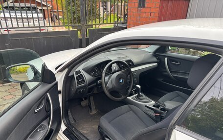 BMW 1 серия, 2011 год, 800 000 рублей, 11 фотография