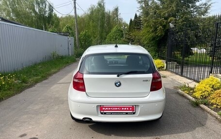 BMW 1 серия, 2011 год, 800 000 рублей, 6 фотография