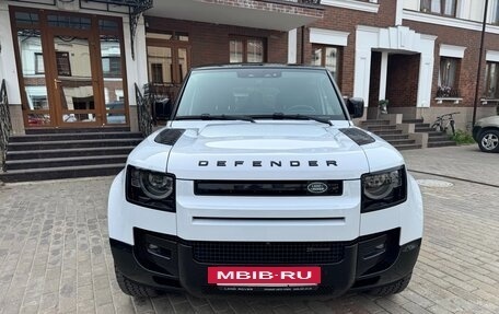 Land Rover Defender II, 2021 год, 5 936 000 рублей, 3 фотография