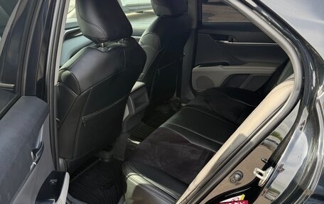 Toyota Camry, 2018 год, 2 400 000 рублей, 6 фотография
