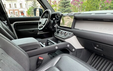 Land Rover Defender II, 2021 год, 5 936 000 рублей, 20 фотография
