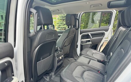 Land Rover Defender II, 2021 год, 5 936 000 рублей, 22 фотография