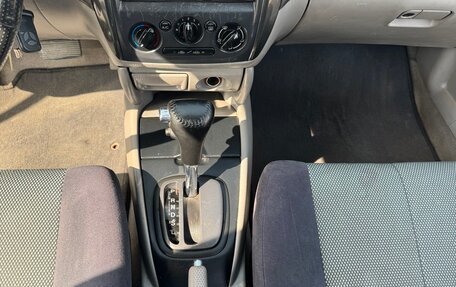 Mazda 323, 2003 год, 223 000 рублей, 15 фотография