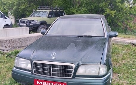 Mercedes-Benz C-Класс, 1993 год, 200 000 рублей, 1 фотография