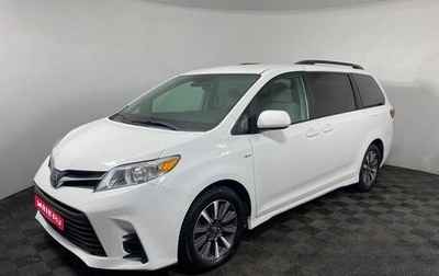 Toyota Sienna III, 2019 год, 3 890 000 рублей, 1 фотография