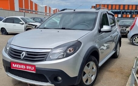 Renault Sandero I, 2013 год, 650 000 рублей, 1 фотография