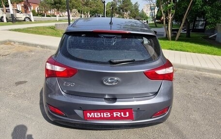 Hyundai i30 II рестайлинг, 2013 год, 820 000 рублей, 3 фотография