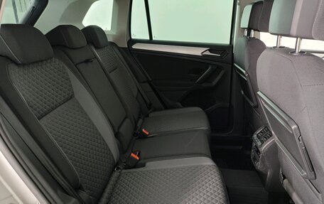 Volkswagen Tiguan II, 2018 год, 2 290 000 рублей, 11 фотография